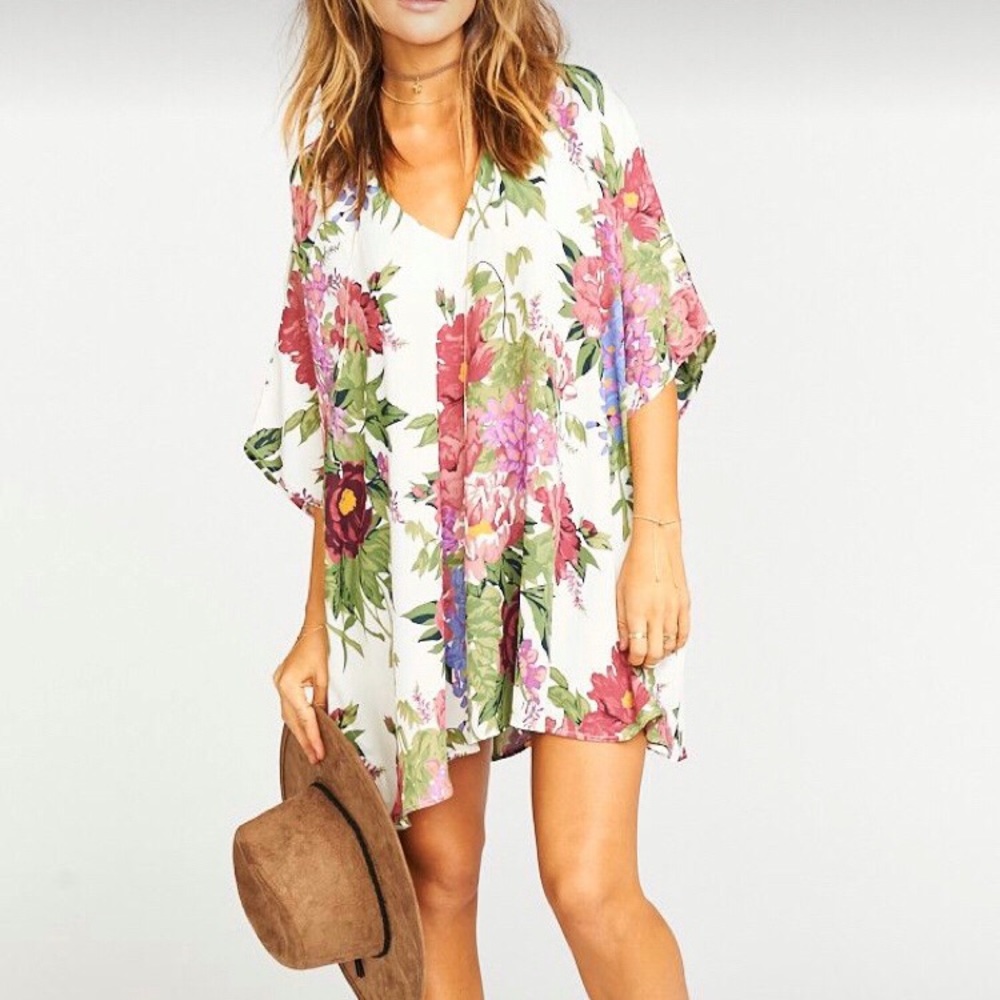 Show Me Your MuMu floral top. Size Medium